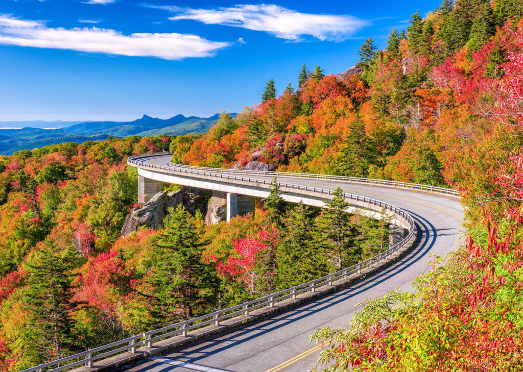 Taking a Scenic Drive on the Blue Ridge Parkway